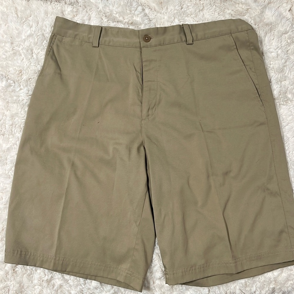 Nike Golf Dri-Fit  standard fit shorts